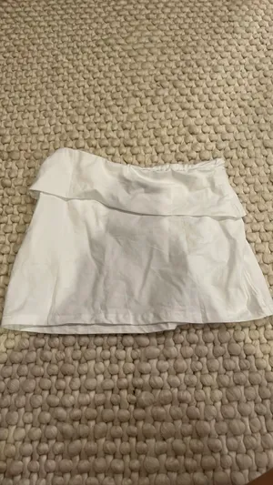 White Amazon Fold Over Skirt thumbnail 2