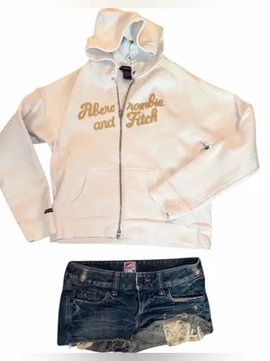 Vintage Abercrombie & Fitch Y2K White Full-Zip Hoodie with Gold Script Logo‎ thumbnail 6