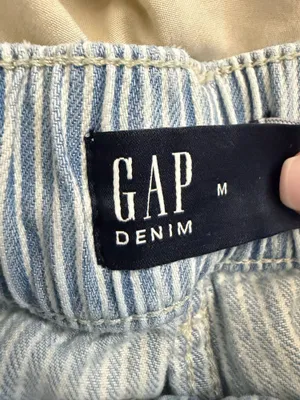 Gap Shorts thumbnail 3