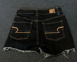 American Eagle size 4 super stretch shorts thumbnail 3
