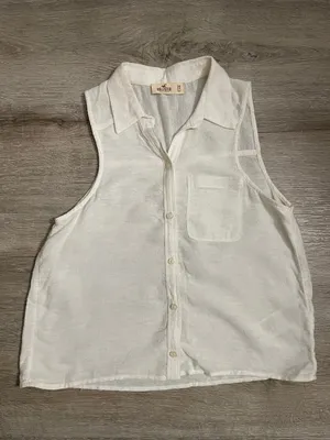 Hollister | cotton button down size xs thumbnail 7