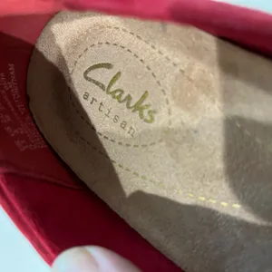 Clarks Red Women's Suede Ballet Flats Size 6 thumbnail 4