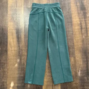 Lululemon Softstreme High-Rise Straight-Leg Cropped Pant Size 2 thumbnail 4