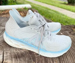New Balance 1080v10 Fresh Foam Women’s Running Shoe Size 10.5 thumbnail 1