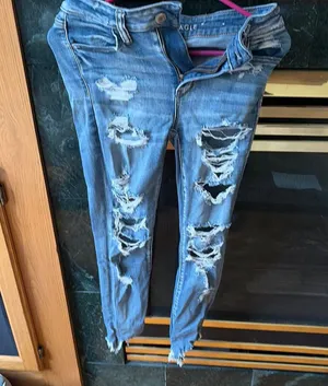 American Eagle Jeans thumbnail 1