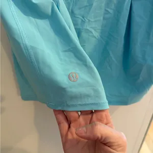 Lululemon Sculpt Tank Top in Icing Blue- Size 2! thumbnail 3