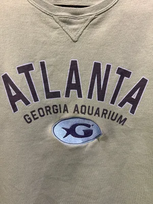 Comfort Wash Georgia Aquarium Atlanta GA Embroidered Logo Sweatshirt Green thumbnail 3