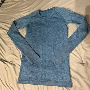Lululemon Swiftly Tech Shirt thumbnail 1