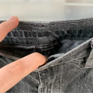 American Eagle 90’s Flare Jeans 10 Distressed Ripped Cotton Grey Pockets Retro thumbnail 5