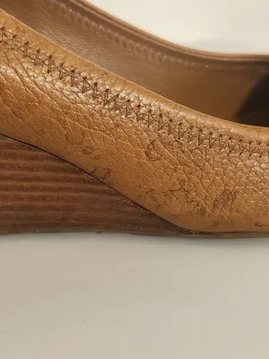 Tory Burch Brown Wedge Shoes with Gold-Tone Accents Size 9.5 Flaw thumbnail 7