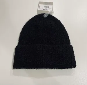 Hunter Black Unisex Tonal Patch Beanie Hat thumbnail 12