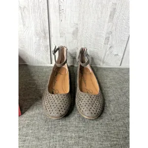 American Rag Womens Shoes Flats Size 6.5 Taupe Brown Ankle Strap Back Zipper thumbnail 5
