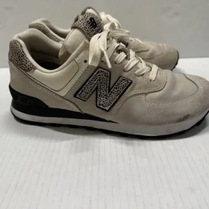 New Balance 574 Shoes Womens 9.5‎ Beige Suede Animal Print Athletic Sneakers thumbnail 3