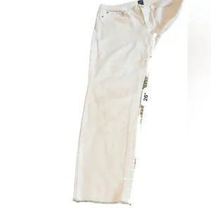 Gap NWT True Skinny Jeans Women’s Size 28 White‎ Denim Mid Rise thumbnail 14