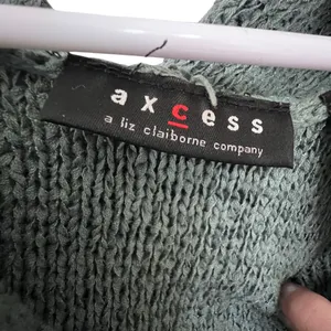 Axcess By Liz Claiborne Women's Sweater in Sage thumbnail 2