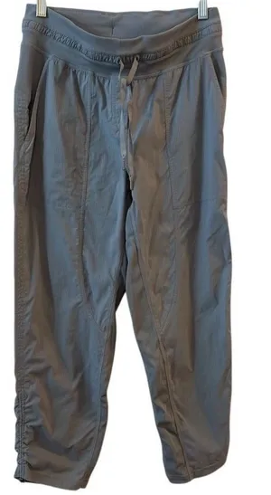 Lululemon Women's Bluish Gray‎ Cropped Dance Studio Pants Size 6 Activewear thumbnail 1