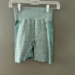Gymshark Vital‎ Seamless 2.0 High Rise Shorts Green Marl Womens Size XS thumbnail 2