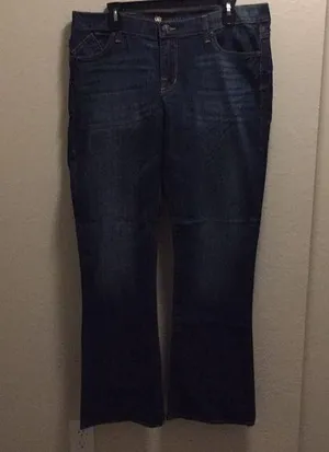 Rock and Republic Huntressed Bootcut Jeans Size 16 NEW thumbnail 1