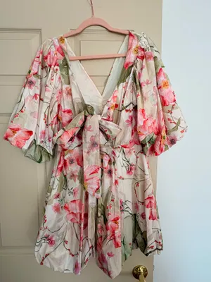 NWT open back HM floral dress thumbnail 2