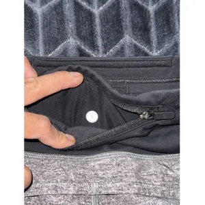 Lululemon Women's Run Time Shorts Athletic with Liner Black Gray Size 6 thumbnail 4