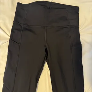 Black lululemon leggings thumbnail 3