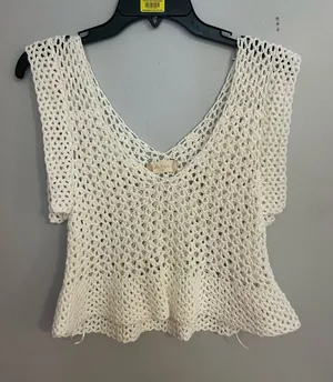 Altar'd‎ State Cream Crochet V-Neck Peplum Crop Top thumbnail 1