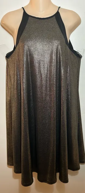 Lila Clothing Co. Stylish, loose-fitting top/dress. Size L. $20. thumbnail 2