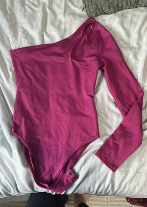Zara one shoulder bodysuit  thumbnail 1