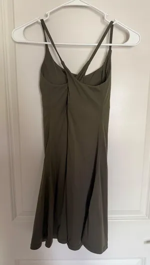 Green athletic dress Size XS thumbnail 2