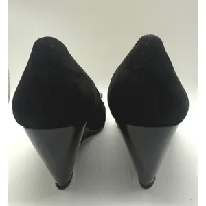 Kate Spade Black Suede Wedge Heels with‎ Patent Bow and Gold Studs - Size 10M thumbnail 4