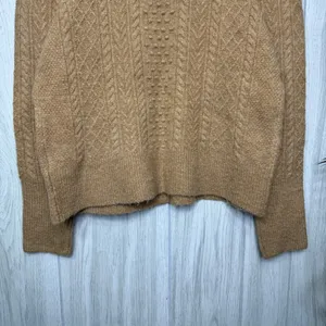 J. Crew Stretch Wool Cable Knit Crewneck Sweater Camel size M Medium BB408 thumbnail 8