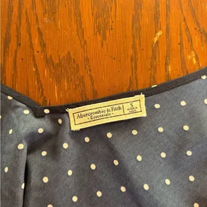 Abercrombie & Fitch Essentials Polka Dot Cami Top Small Navy thumbnail 4