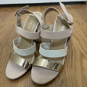 Bamboo Pale Pink strappy slingback heels size US 6 thumbnail 2