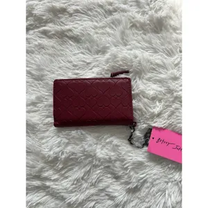 Betsey Johnson Red Hearts Zip-Around Wallet w/ Chain & Heart Charm, Folding thumbnail 4