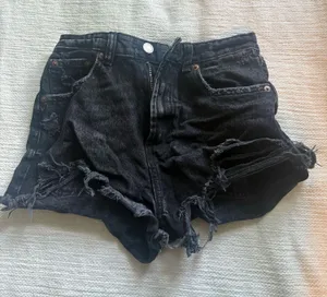 ZARA Jean Black Shorts thumbnail 1