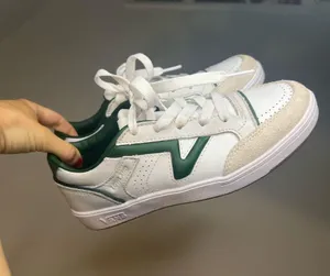 Vans Sneakers thumbnail 1
