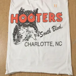 B62 #11 Hooters Girl Worn Uniform Tank From Charlotte North Carolina Xs thumbnail 2