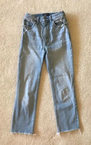 Abercrombie jeans thumbnail 1