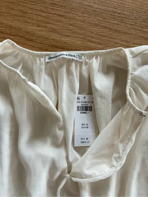 Abercrombie & Fitch Ivory dress thumbnail 2