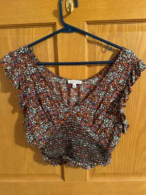 Patrons of Peace Cropped Tank Top thumbnail 1