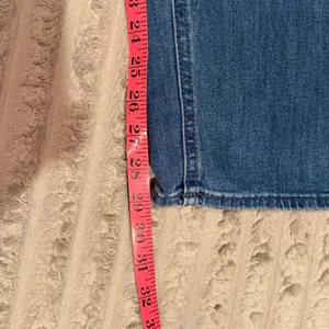 Old Navy High-Rise Wow Straight Jeans Womens 20 Medium Wash Blue Denim thumbnail 6