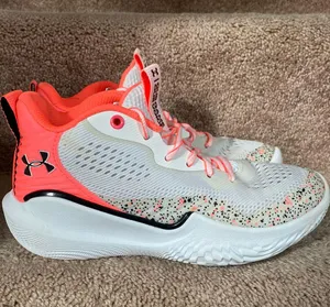 Under Armour Basketball Shoes thumbnail 7