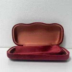 Gucci Red Velvet Large Clamshell Hard Sunglasses Eye Glasses Case thumbnail 12
