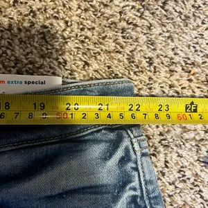 Old Navy O.G. Straight Distressed Light Wash Denim‎ Jeans Size 24 thumbnail 3