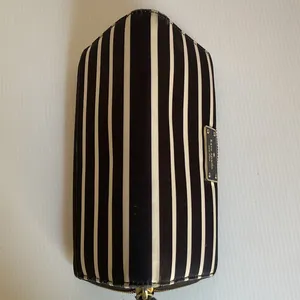Kate Spade New York Black White Striped Zip Around Wallet Continental Purse thumbnail 4