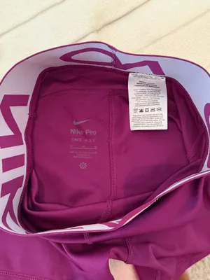 Nike Pro Women’s Dri-FIT Compression Shorts Magenta Pink Size Medium thumbnail 3