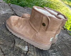 UGG Classic Mini Button Boots women size 5 thumbnail 1