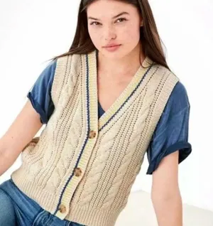American Eagle Cable Knit Sweater Vest thumbnail 1