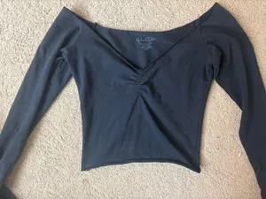 Black long sleeve thumbnail 1
