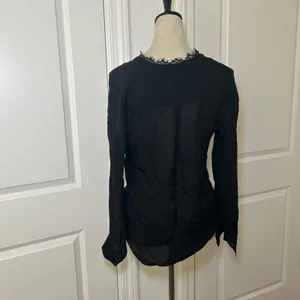L'AGENCE Rosario Top Black 100% Silk Wrap Blouse Lace Trim V-Neck small classic thumbnail 5